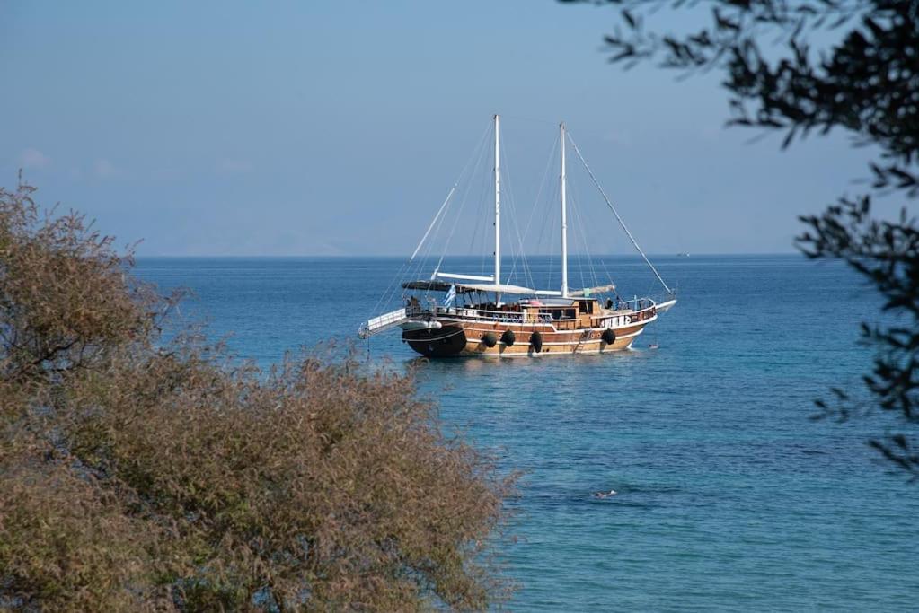 Boukari Blu Studio Boukari Beach บูเกริ ภายนอก รูปภาพ